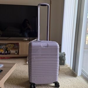 Beis Glossy Lavender Regular Carry On